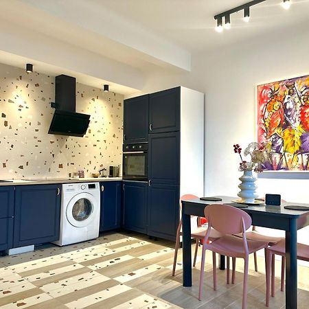 Peaceful Condo For Romantic Getaways Near Black Church - 3Min Walk Braszów Zewnętrze zdjęcie