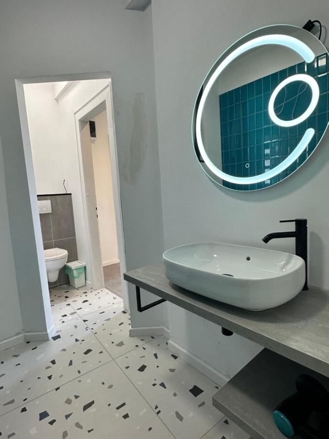 Peaceful Condo For Romantic Getaways Near Black Church - 3Min Walk Braszów Zewnętrze zdjęcie